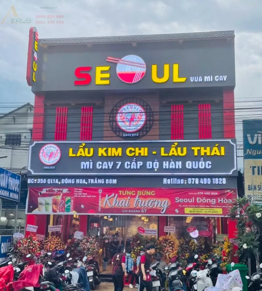 thiết kế quán mỳ cay seoul