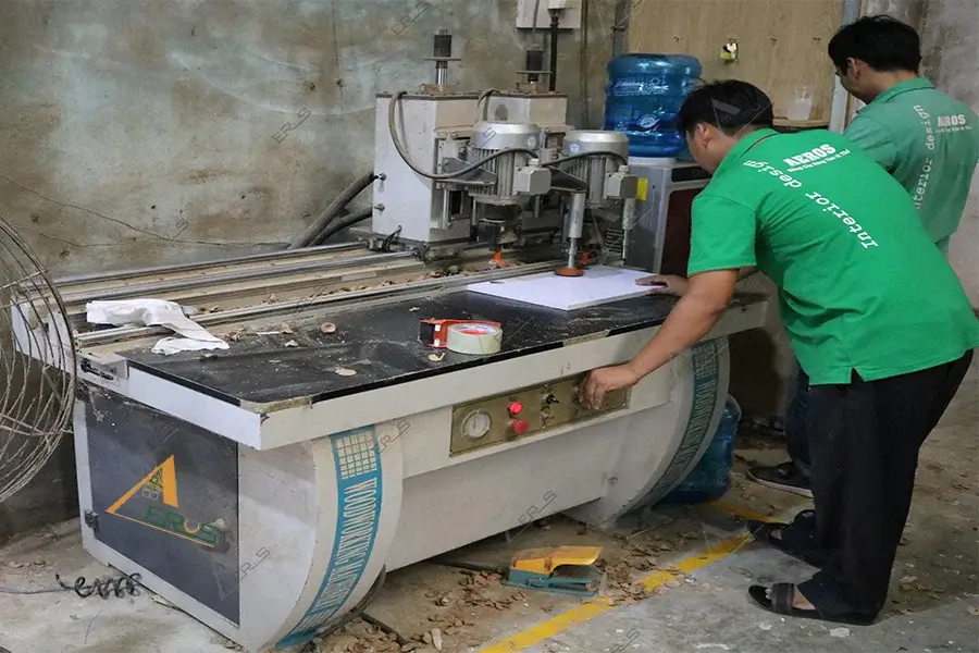 Xưởng mộc Aeros – Máy khoan